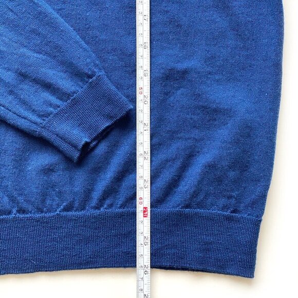 BOSS Hugo Boss 100% Wool Blue Crewneck Sweater Size S Soft Logo Preppy Classic - Picture 11 of 11